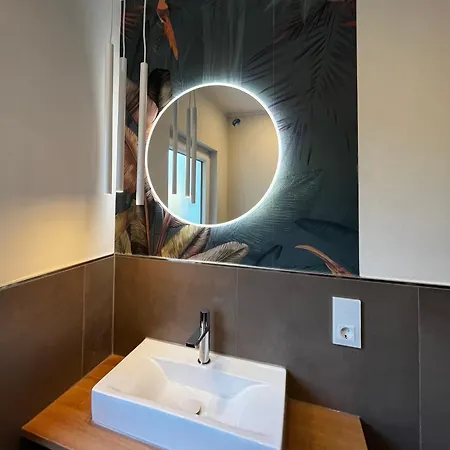 別荘 Windmuehlenweg Mit Grossem Sonnigen Garten -neu- *