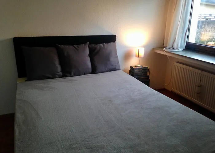 Hébergement de vacances Windmuehlenweg Mit Grossem Sonnigen Garten -neu- Spenge